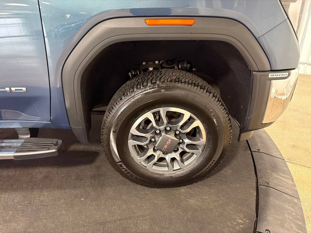 Certified 2024 GMC Sierra 3500 SLE w/ SLE Convenience Package AWD/4WD image 33
