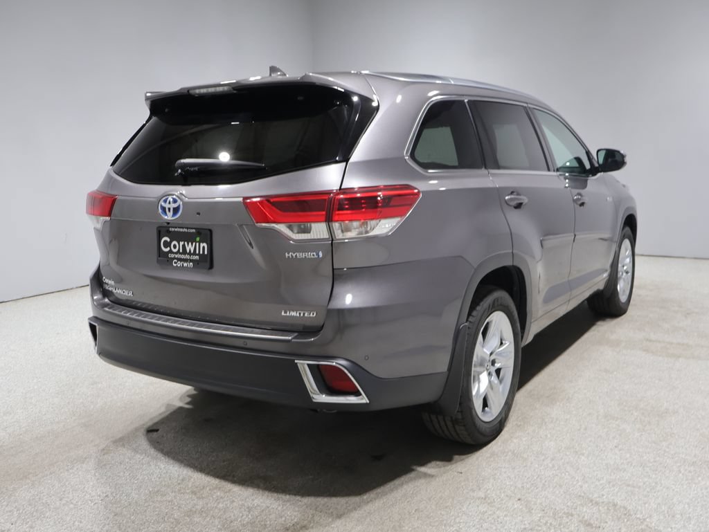 Used 2017 Toyota Highlander Limited w/ Protection Package #3 AWD/4WD image 2