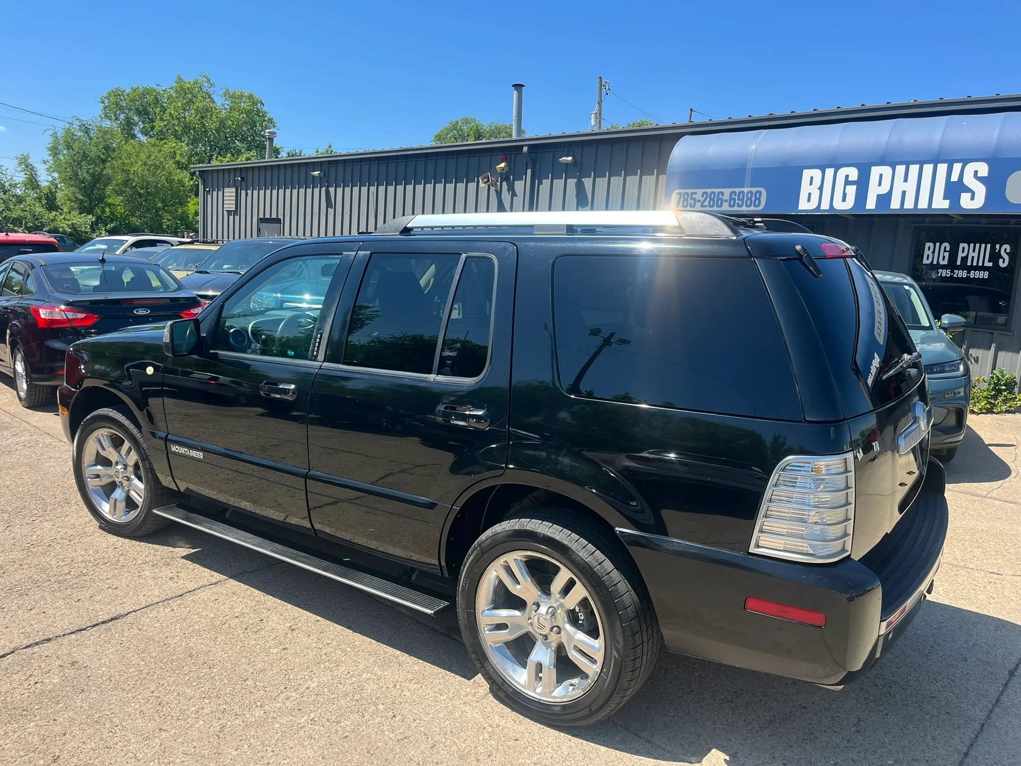 Used 2010 Mercury Mountaineer Premier AWD/4WD image 3
