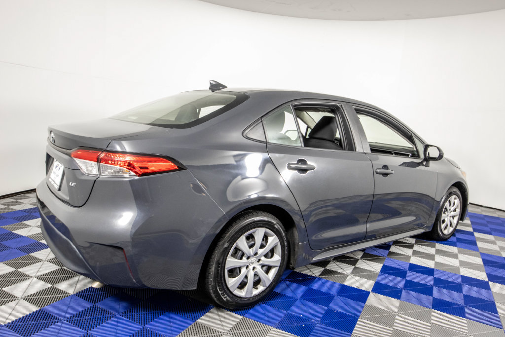 Used 2024 Toyota Corolla LE FWD image 5