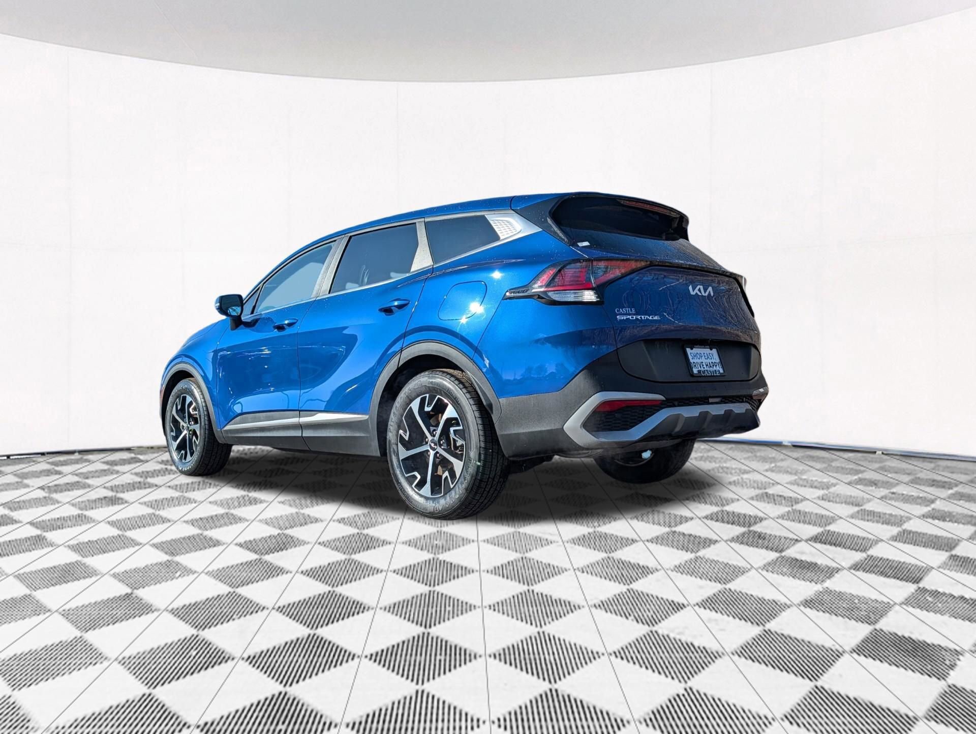 Used 2023 Kia Sportage EX image 10