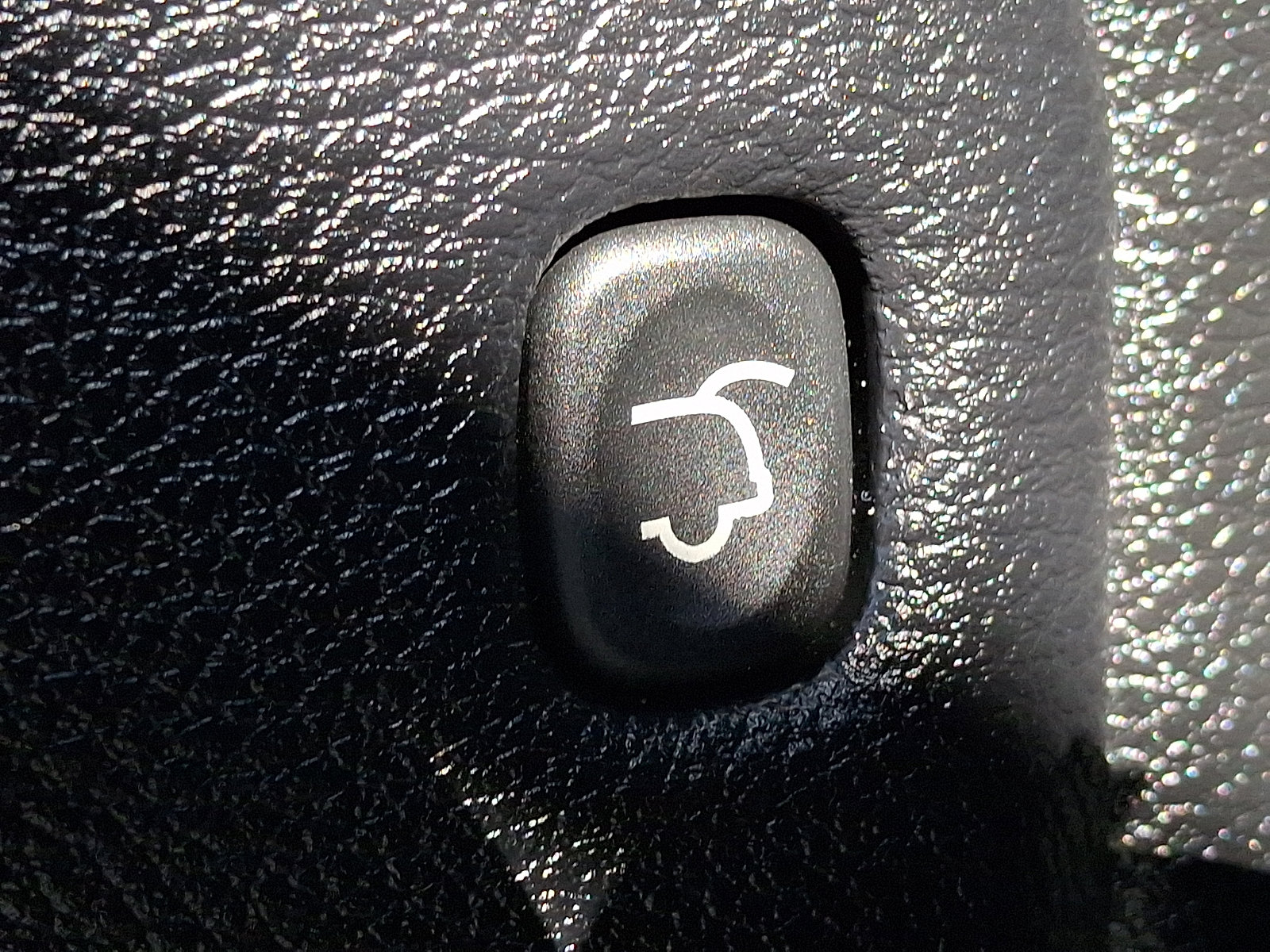 Used 2022 Jeep Grand Cherokee Laredo X image 31