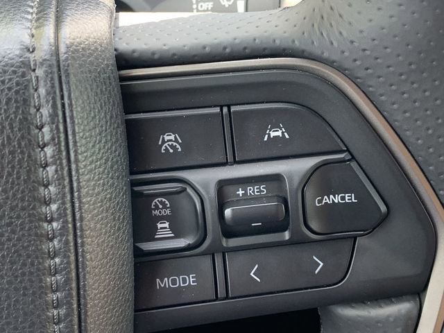 Used 2025 Toyota 4Runner Limited image 30