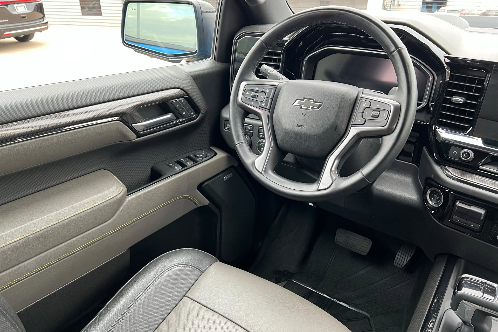 Certified 2023 Chevrolet Silverado 1500 ZR2 w/ Technology Package image 12