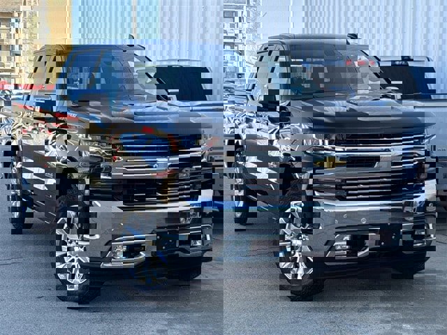 Used 2019 Chevrolet Silverado 1500 LTZ w/ LTZ Texas Edition image 2