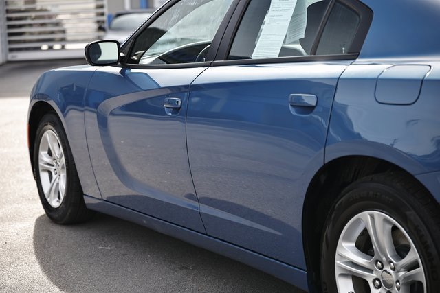 Used 2023 Dodge Charger SXT image 4