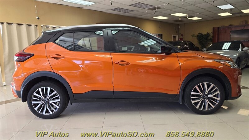 Used 2024 Nissan Kicks SV FWD image 5