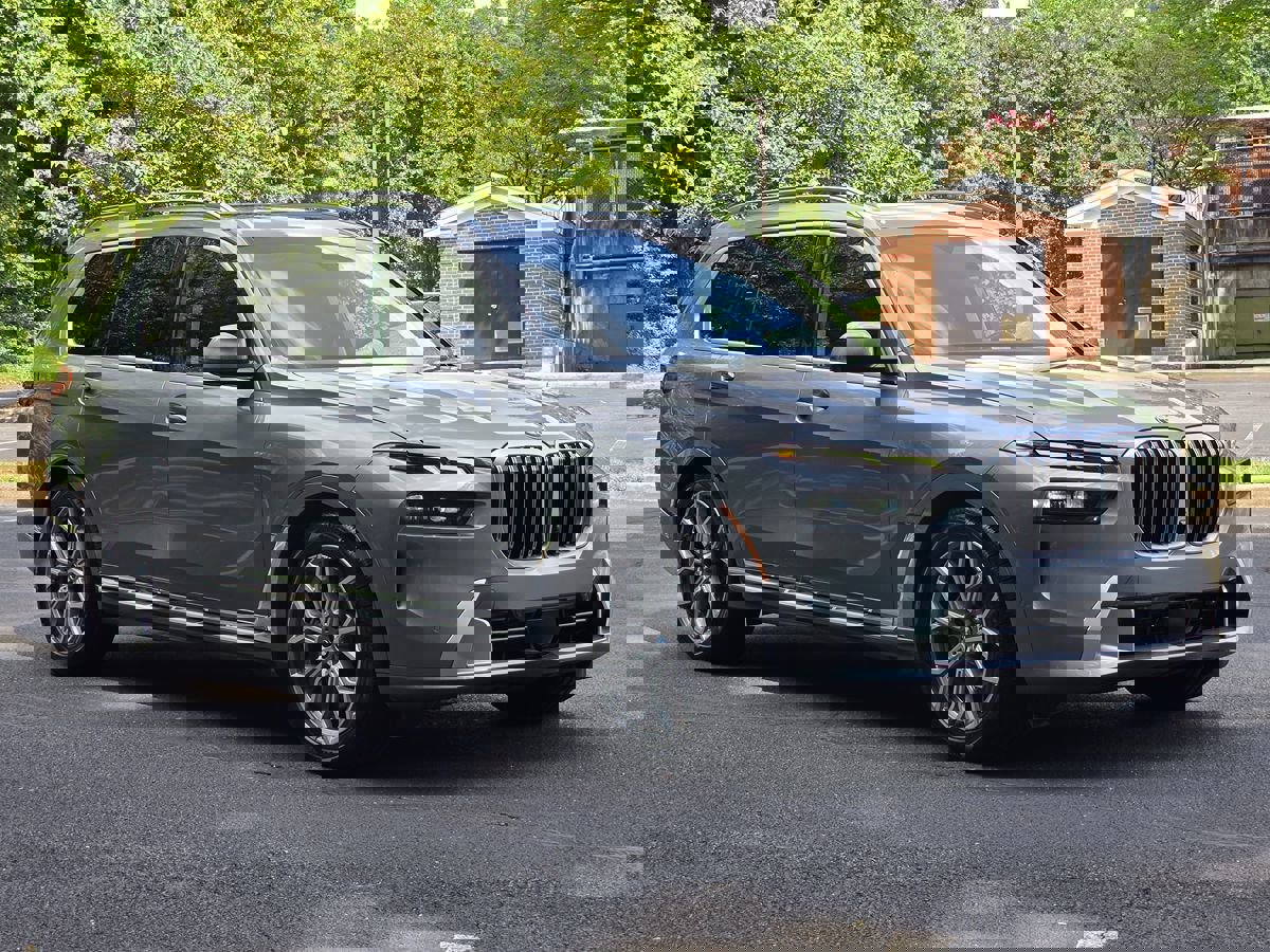 Used 2025 BMW X7 xDrive40i image 8