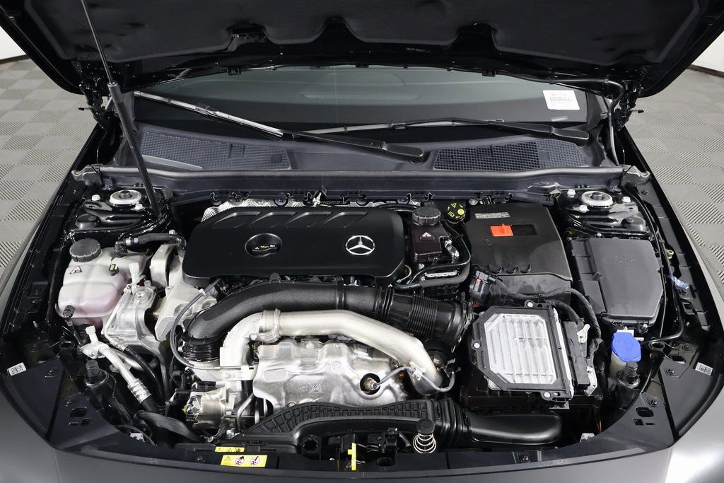 Certified 2025 Mercedes-Benz CLA 250 image 15