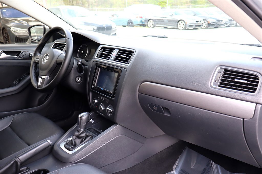 Used 2013 Volkswagen Jetta TDI image 17