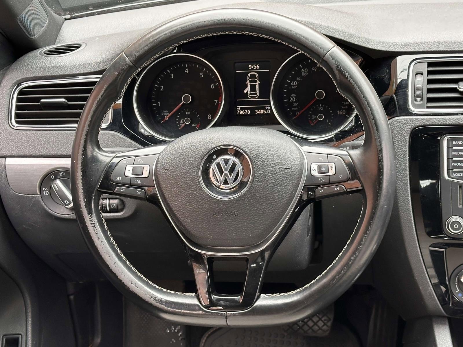 Used 2016 Volkswagen Jetta Sport w/ Lighting Package image 17