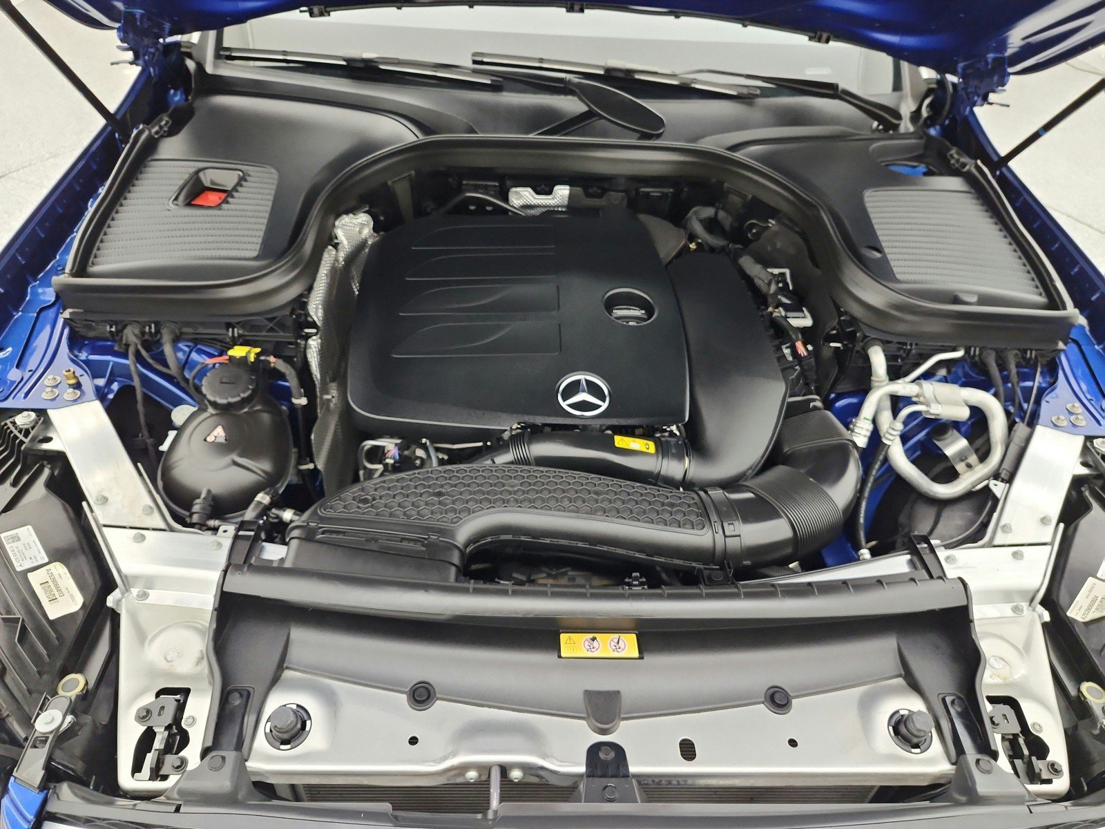 Used 2022 Mercedes-Benz GLC 300 image 17