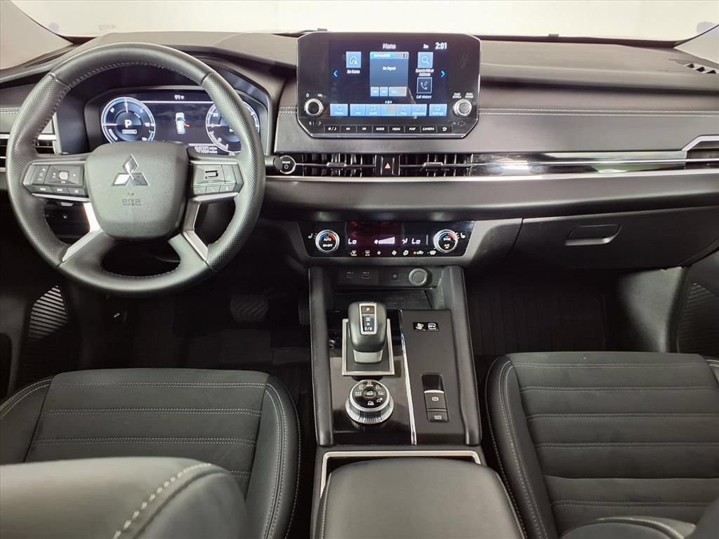 Used 2024 Mitsubishi Outlander SE AWD/4WD image 13