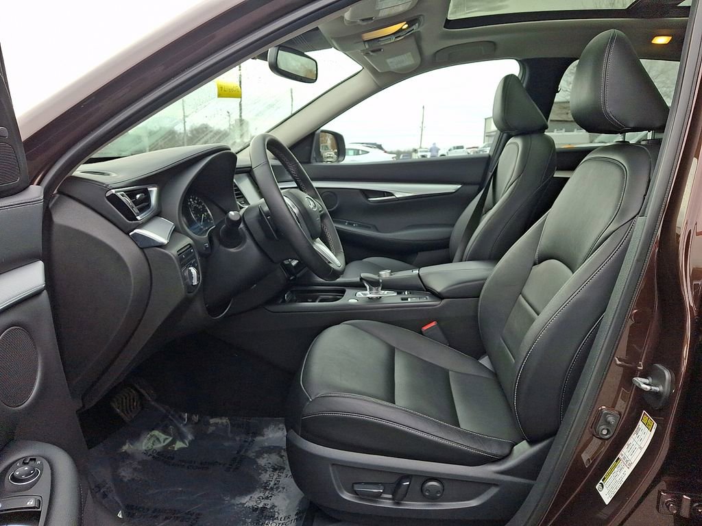 Used 2020 INFINITI QX50 Luxe w/ Navigation Package image 13