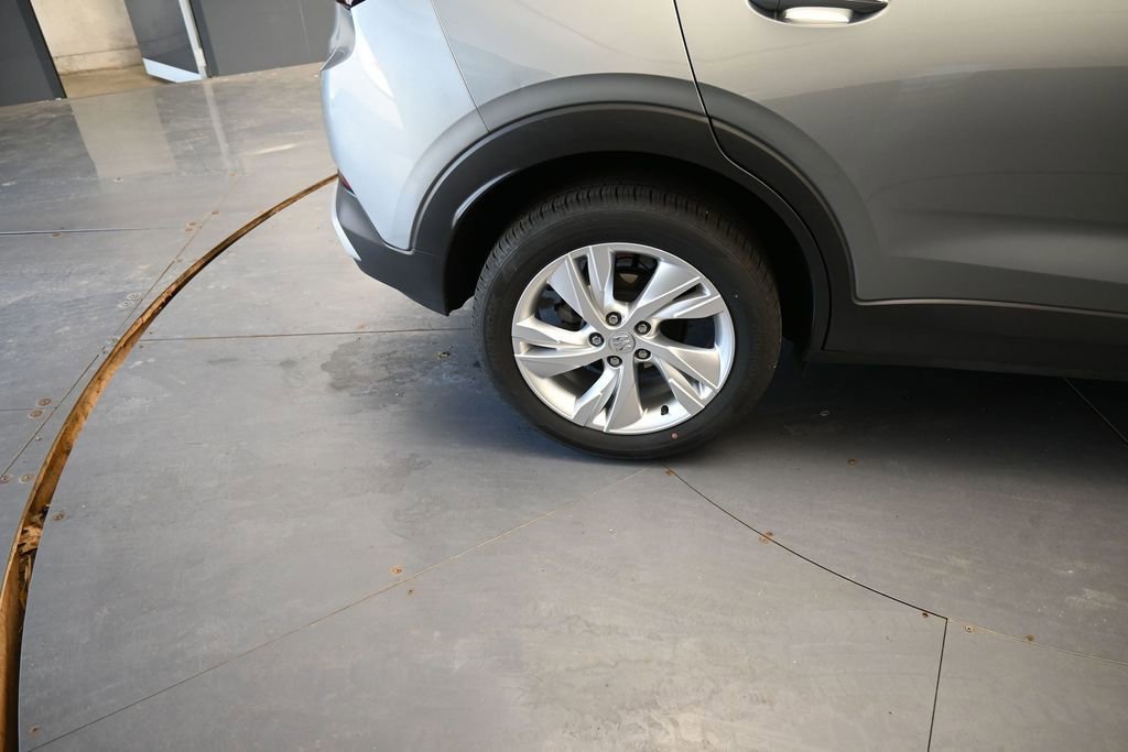 Used 2025 Buick Encore GX Preferred AWD/4WD image 21