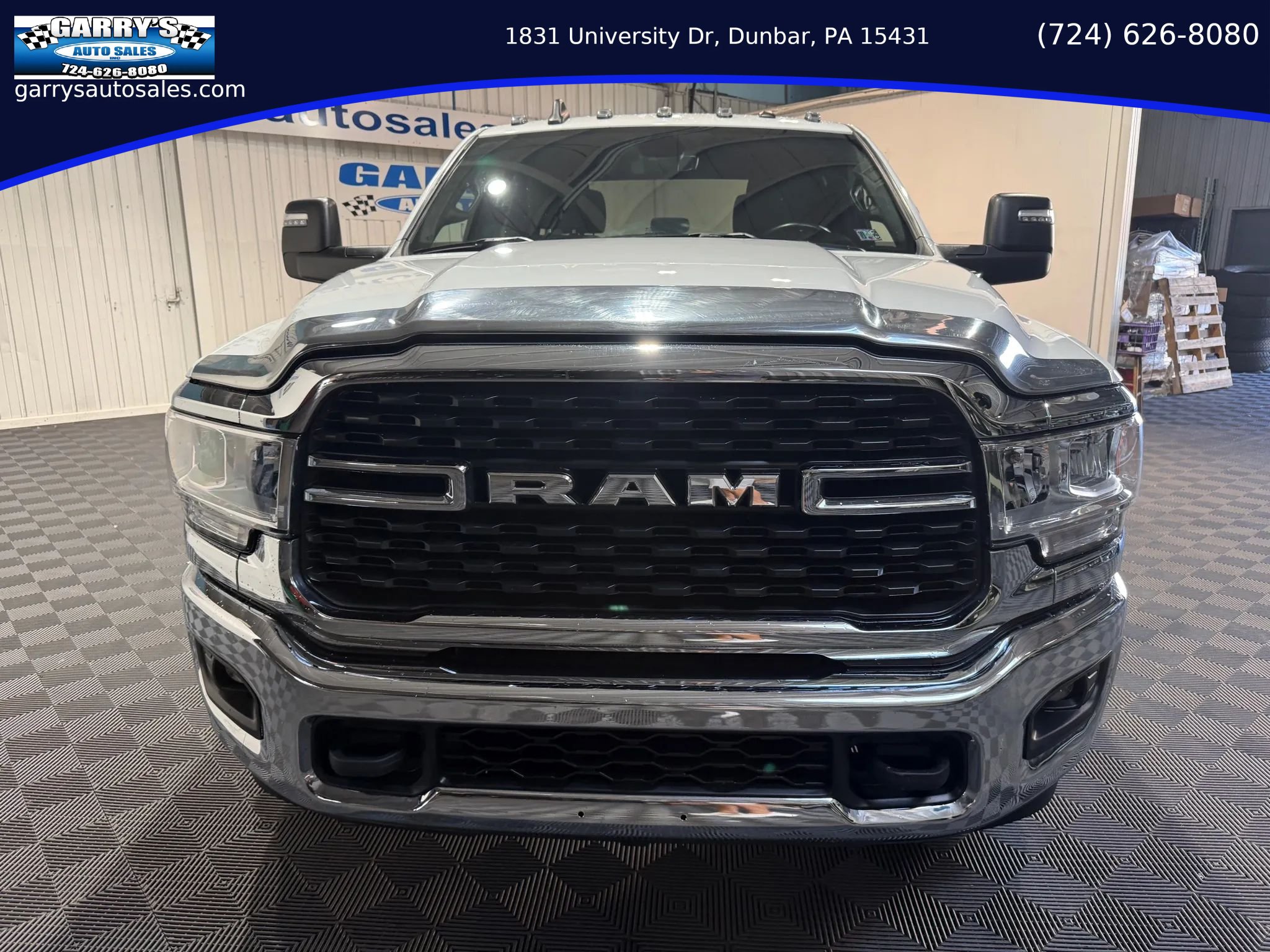 Used 2024 RAM 3500 Big Horn AWD/4WD image 2