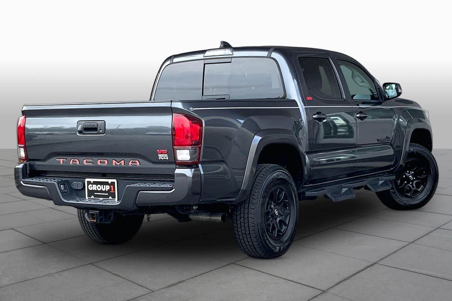 Used 2022 Toyota Tacoma SR5 w/ Technology Package RWD image 13