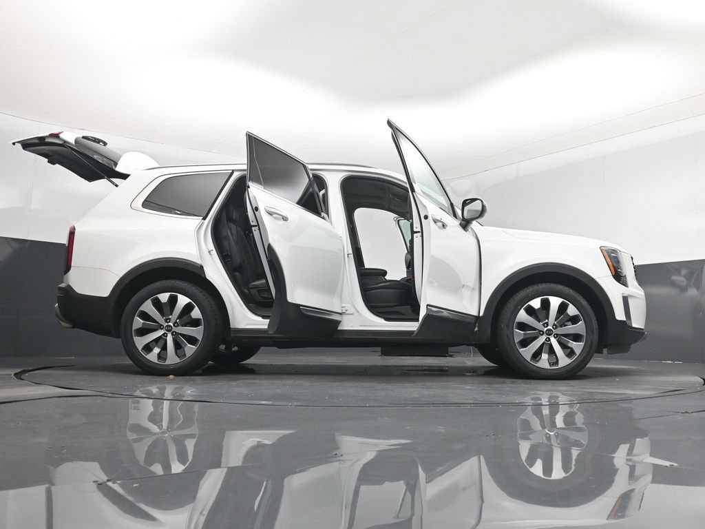 Used 2020 Kia Telluride S AWD/4WD image 7