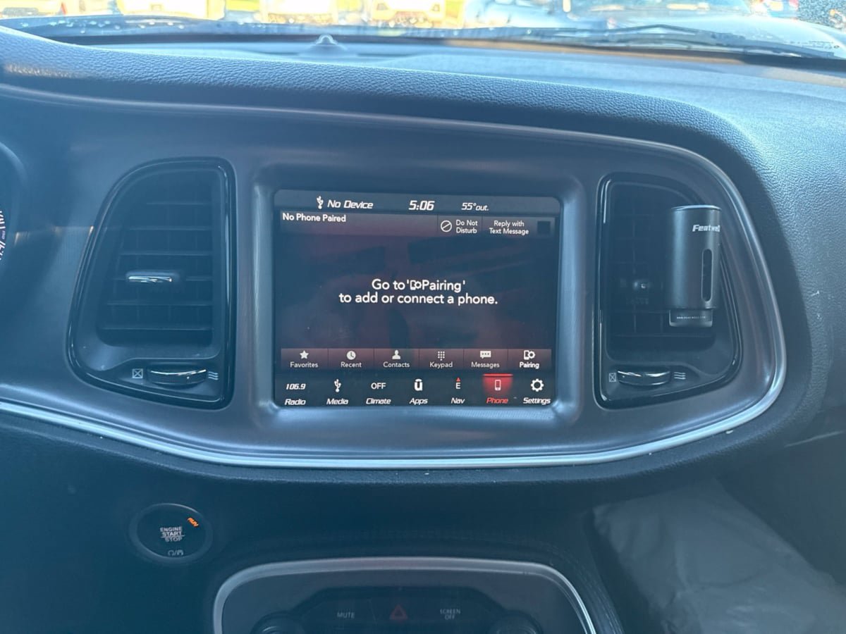 Used 2019 Dodge Challenger R/T w/ Blacktop Package RWD image 10
