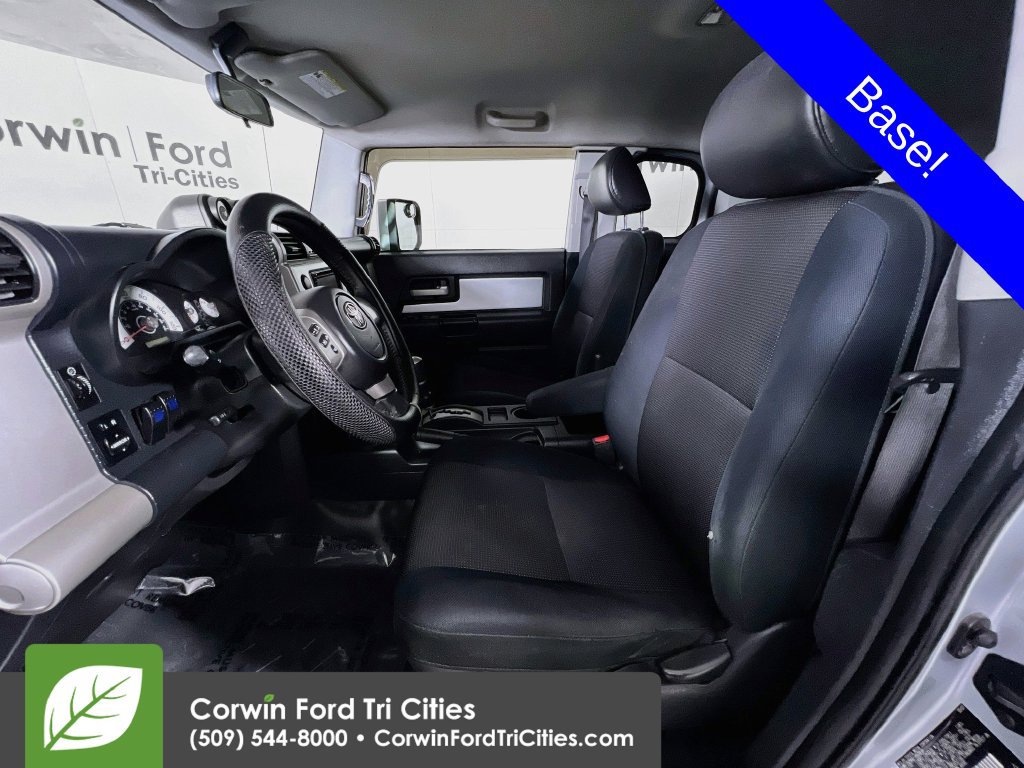 Used 2007 Toyota FJ Cruiser 4WD w/ Upgrade Pkg 1 image 21