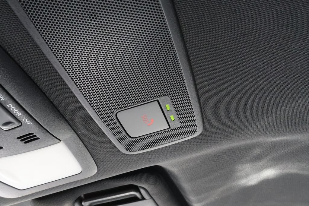 Used 2023 Nissan Z w/ Floor Mat Package (L93) RWD image 40