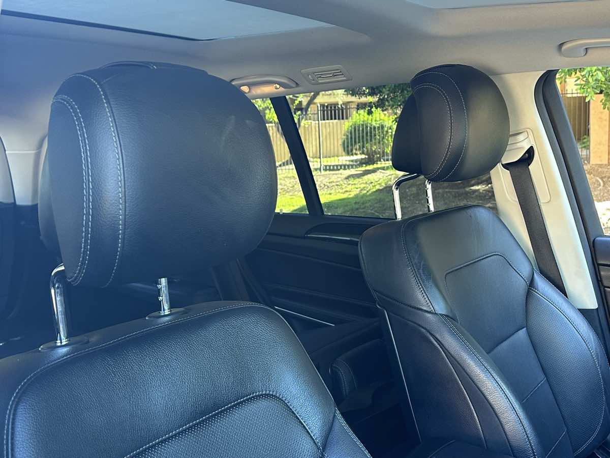 Used 2018 Mercedes-Benz GLS 550 4MATIC w/ Driver Assistance Package image 12