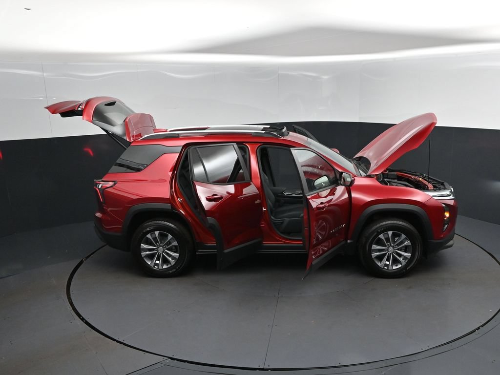 New 2026 Chevrolet Equinox LT w/ Convenience Package II FWD image 50