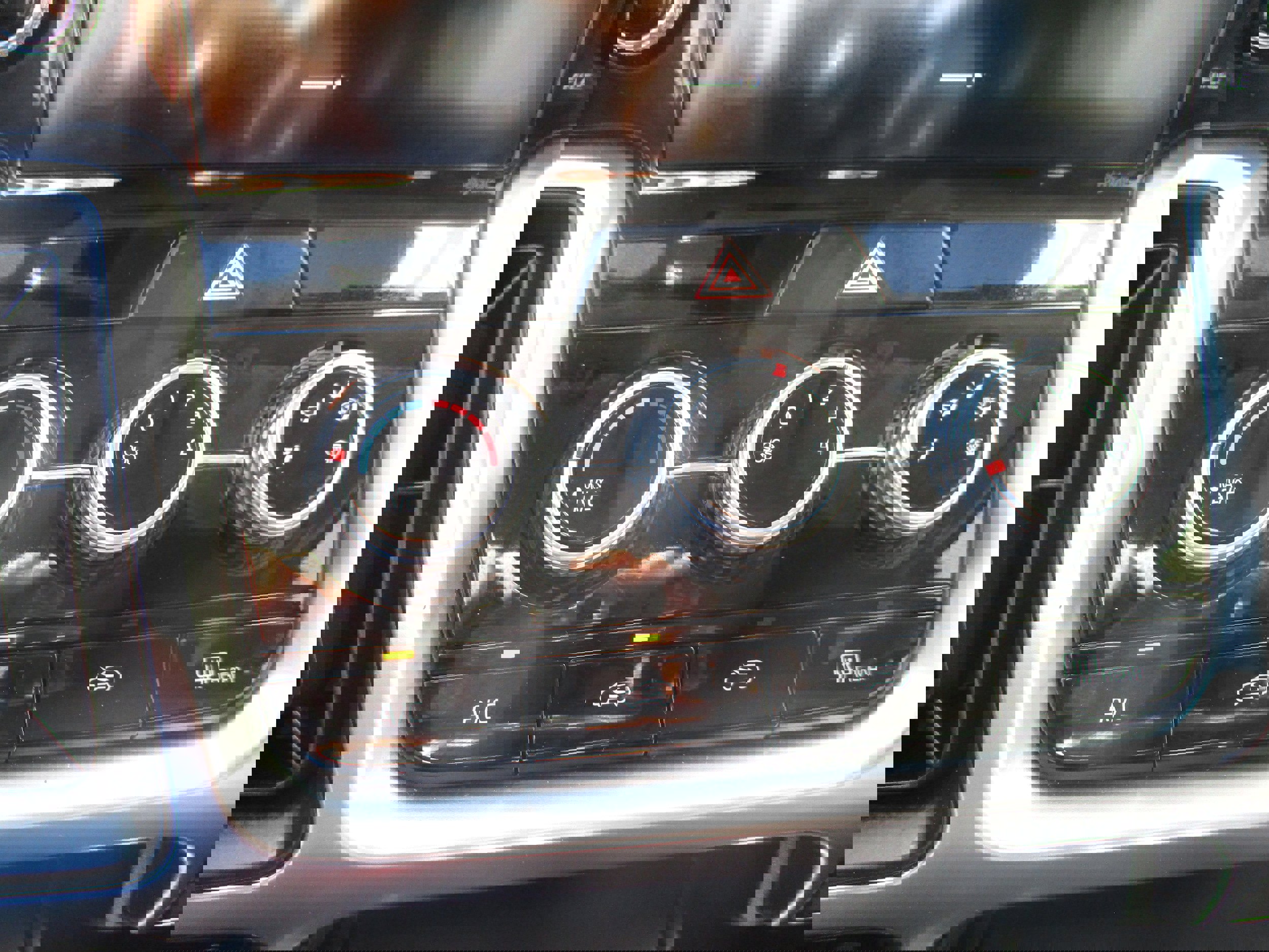 Used 2021 Kia Sorento LX image 15