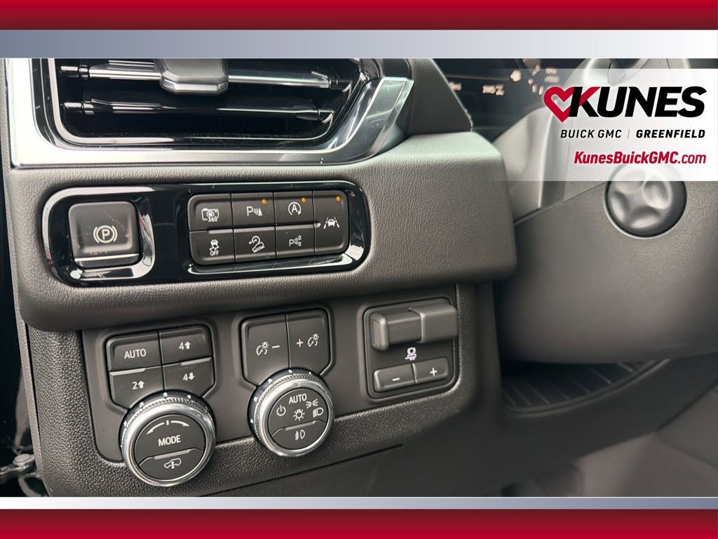 New 2026 GMC Yukon XL Denali w/ Denali Reserve Package image 25