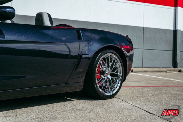 Used 2013 Chevrolet Corvette 427 w/ 1SB Preferred Equipment Group RWD image 32