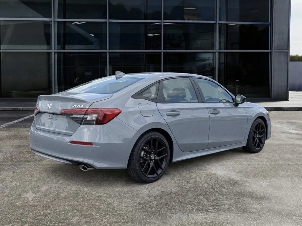 Used 2026 Honda Civic Sport image 3