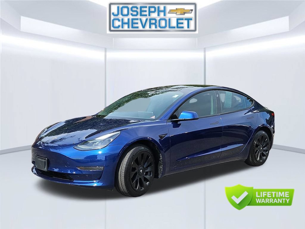 Used 2022 Tesla Model 3 Long Range AWD/4WD image 2