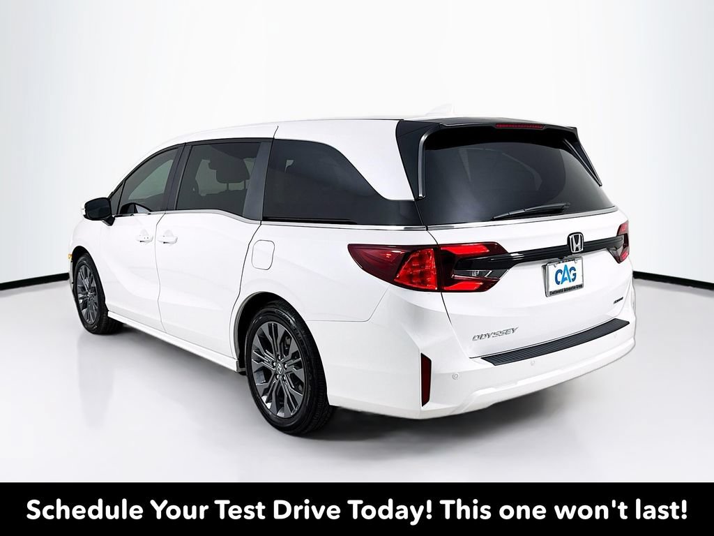 Used 2026 Honda Odyssey Touring image 6