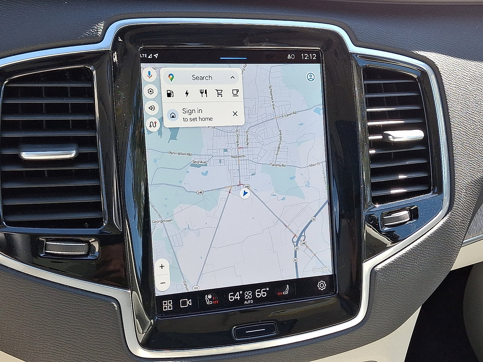 Used 2024 Volvo XC90 T8 Plus w/ Protection Package Premier image 20