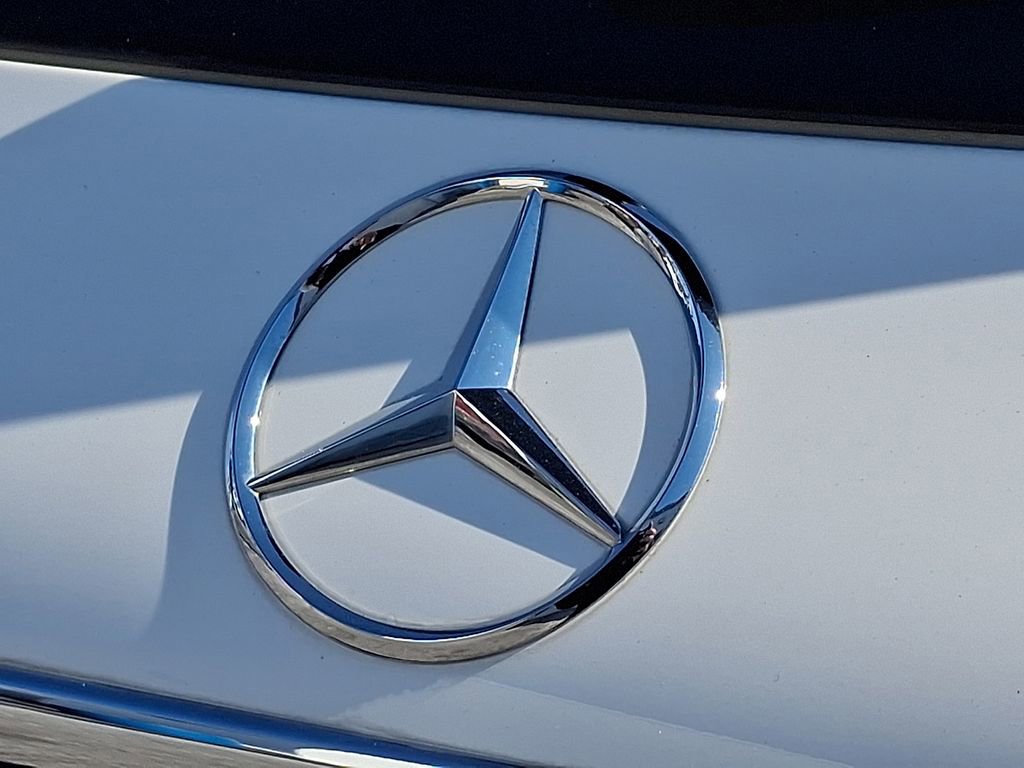 Used 2021 Mercedes-Benz GLC 300 4MATIC w/ Exterior Lighting Package image 33