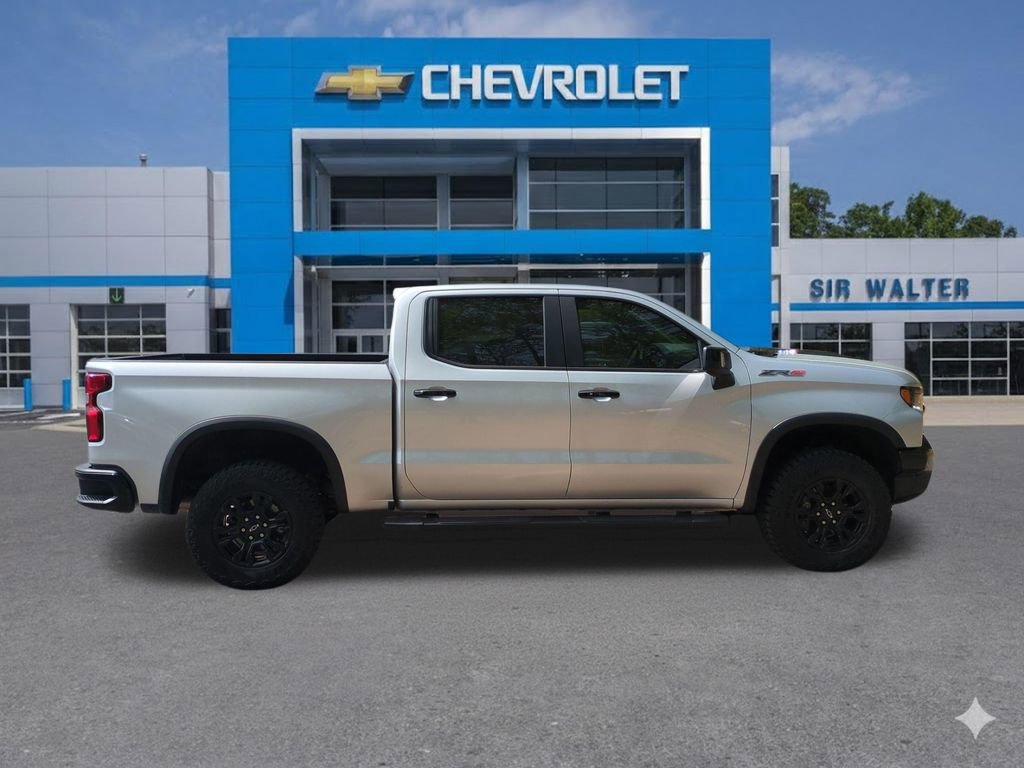 Used 2022 Chevrolet Silverado 1500 ZR2 w/ Technology Package image 7