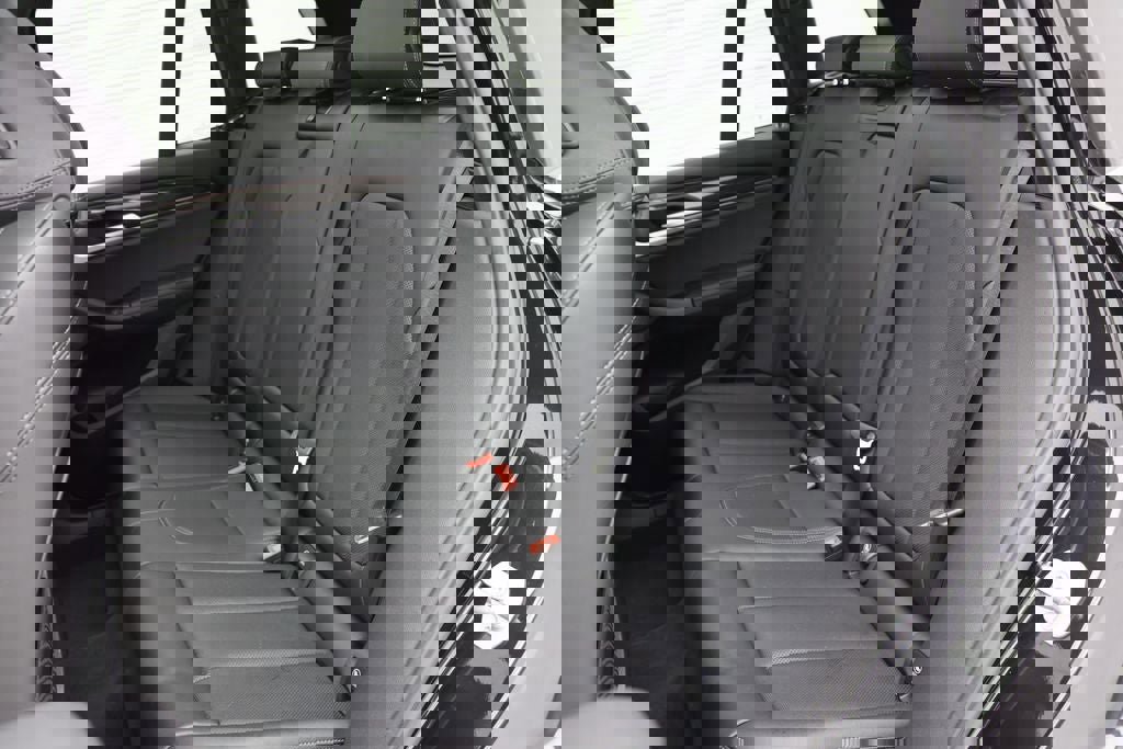 Used 2024 BMW X3 xDrive30i w/ Convenience Package image 12