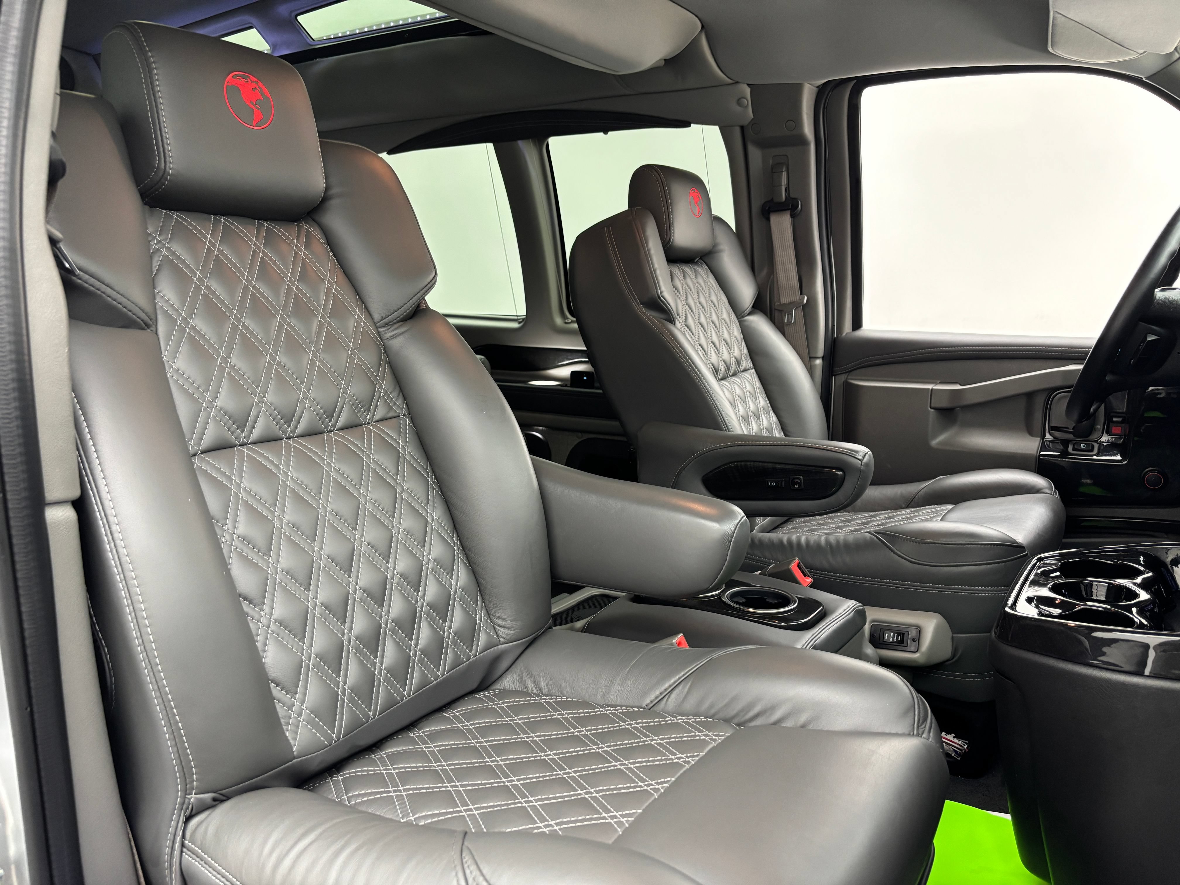 Used 2025 Chevrolet Express 2500 w/ Driver Convenience Package RWD image 25