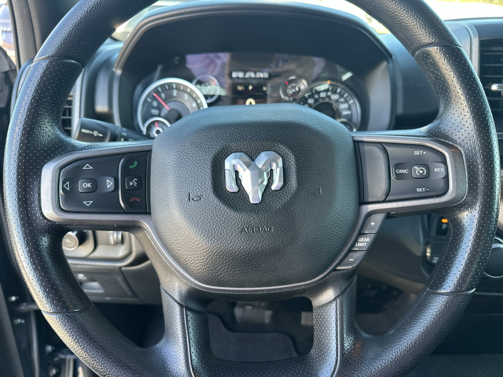 Used 2024 RAM 1500 Tradesman AWD/4WD image 17