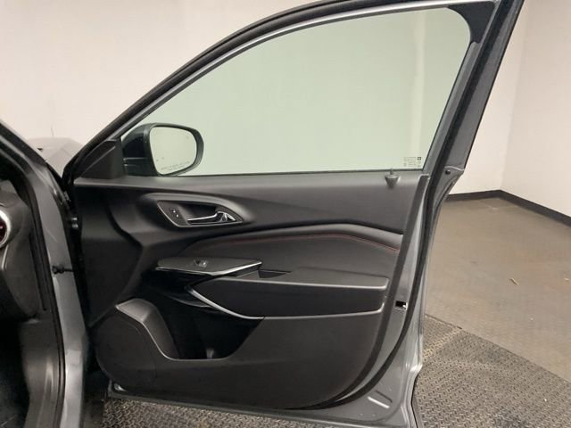New 2026 Chevrolet Trax RS w/ Sunroof Package FWD image 21