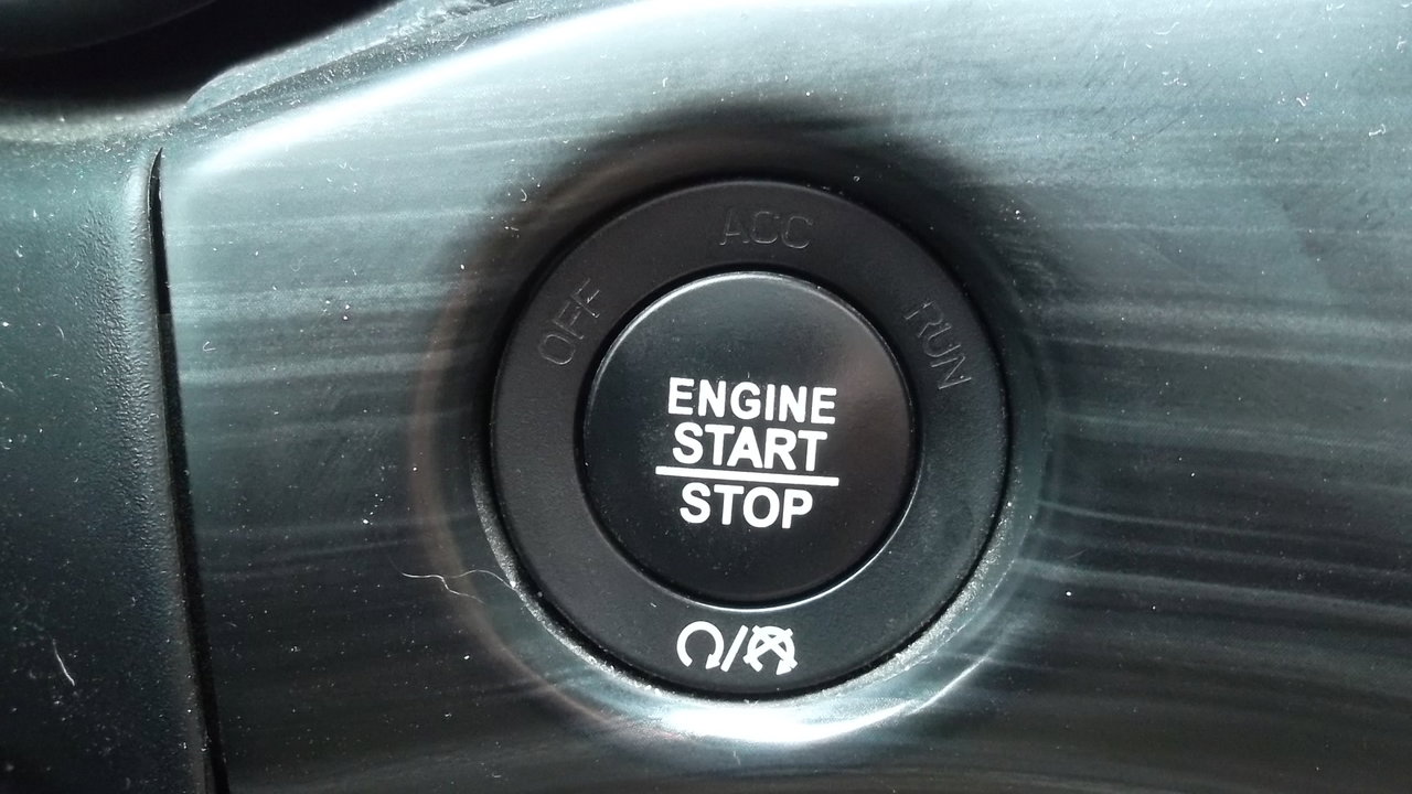 Used 2019 Jeep Grand Cherokee Limited image 11