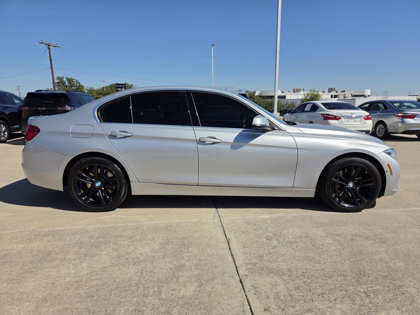 Used 2016 BMW 340i xDrive Sedan AWD/4WD image 4