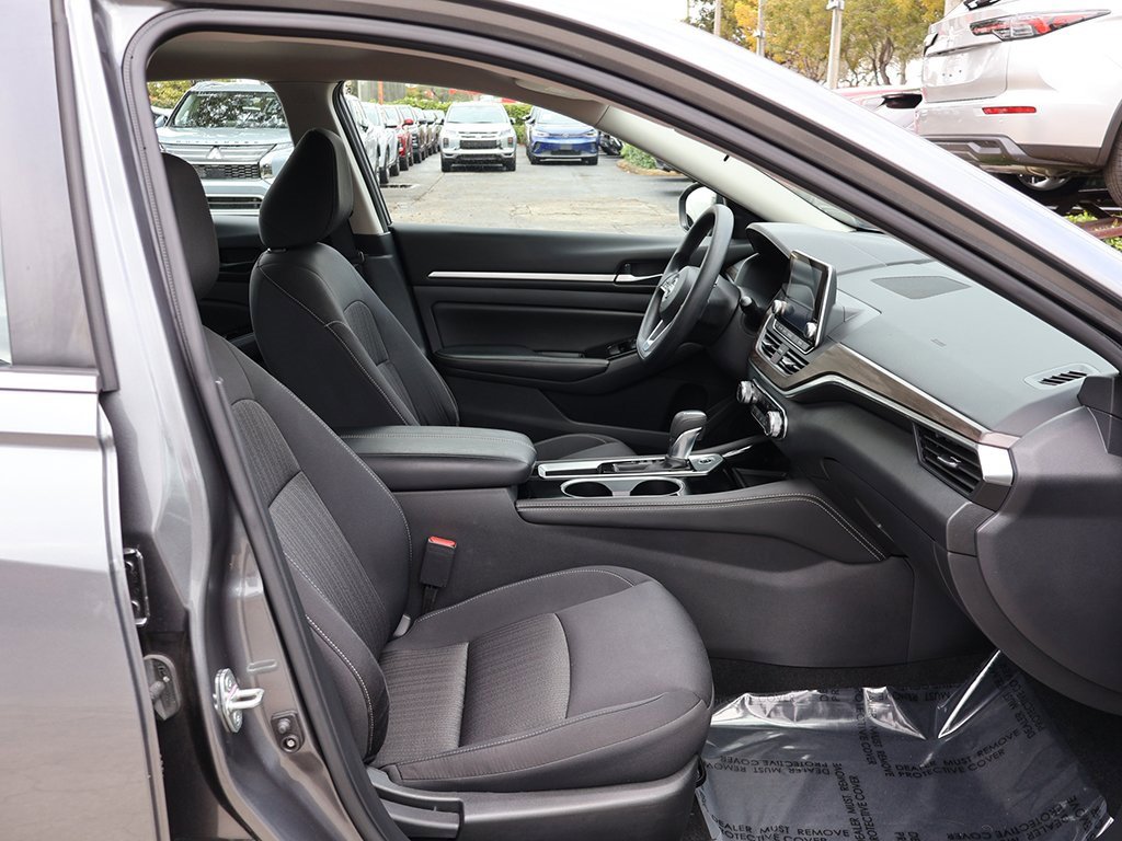 Used 2023 Nissan Altima 2.5 SV image 26