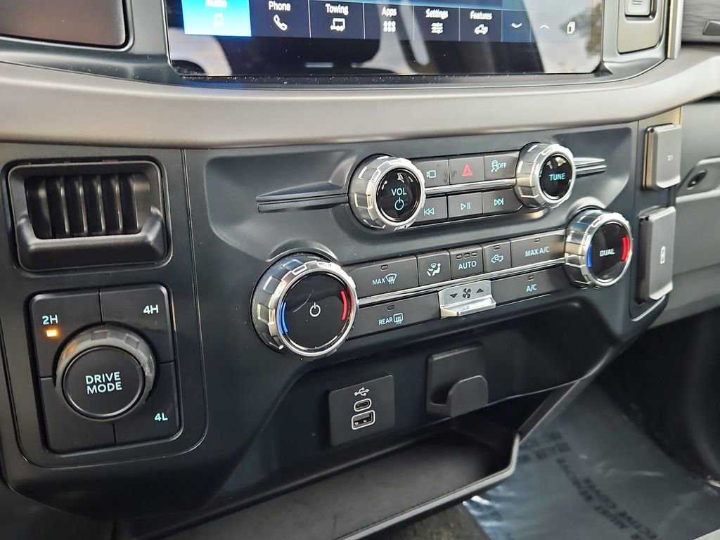 Used 2025 Ford F150 XLT w/ Equipment Group 301A Standard image 22