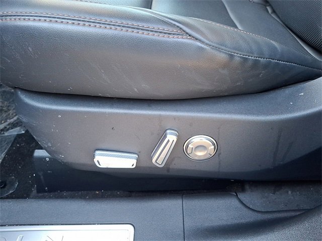 Used 2025 Lincoln Nautilus Premier w/ Jet Appearance Package image 16