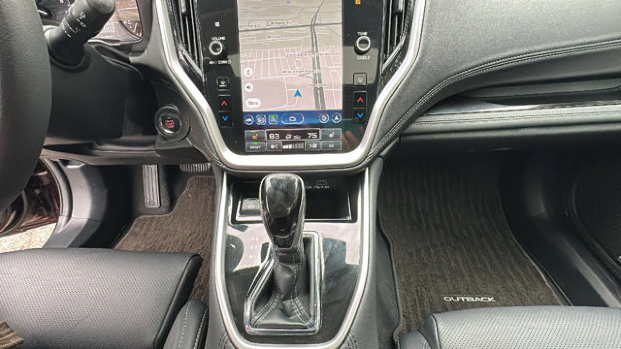 Used 2025 Subaru Outback Limited XT image 22