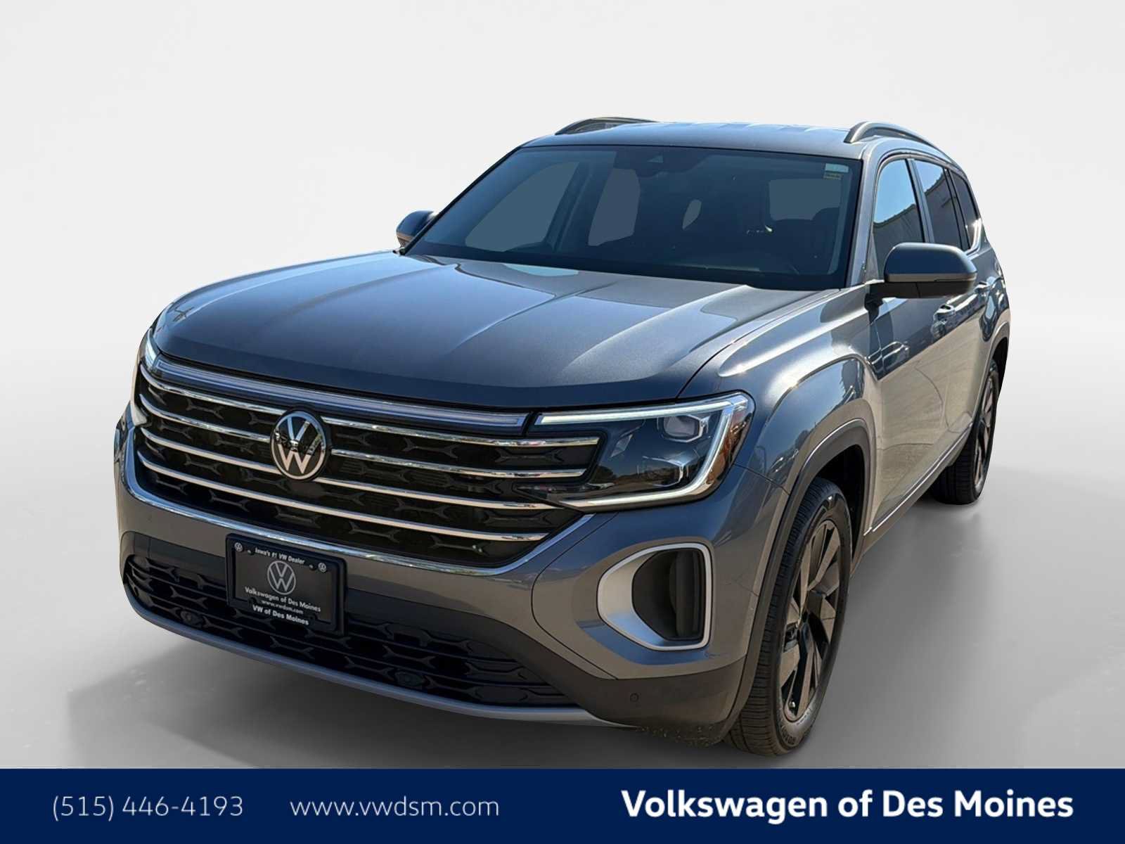 Used 2024 Volkswagen Atlas SE AWD/4WD image 1