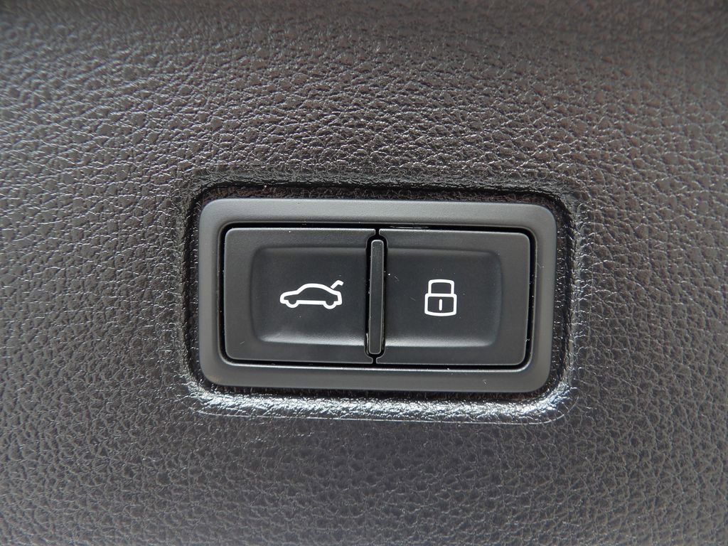 Used 2023 Audi Q7 3.0T Premium Plus image 27