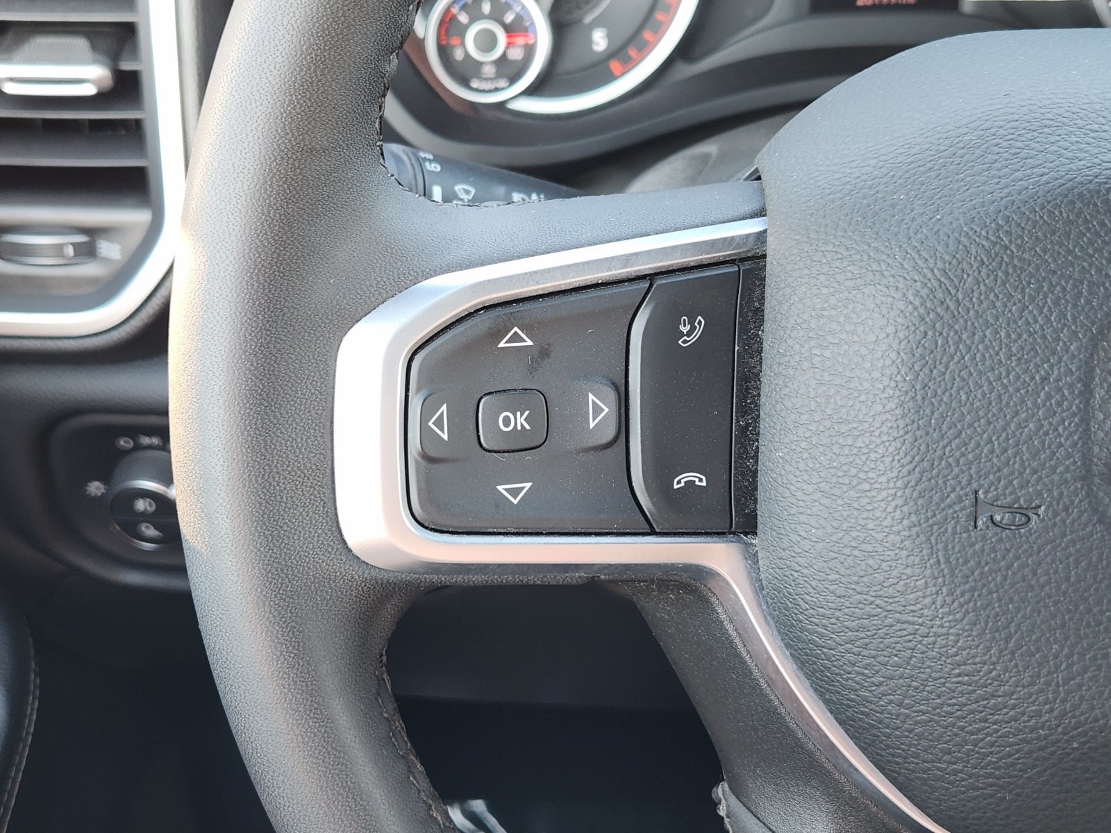 Used 2026 RAM 2500 Big Horn AWD/4WD image 39