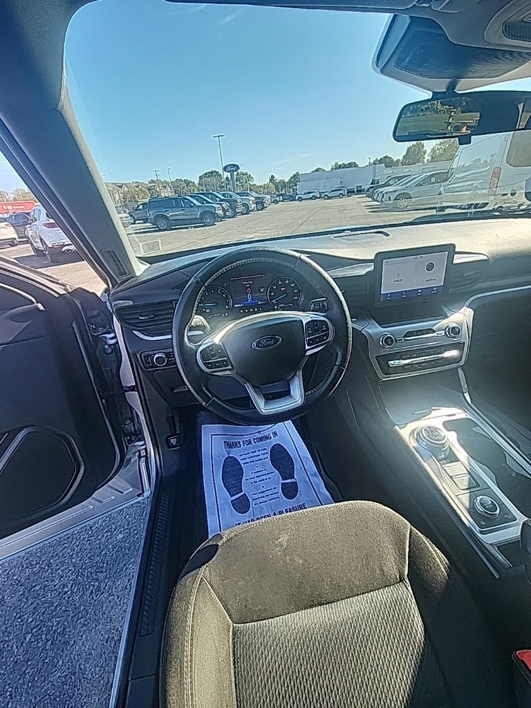 Used 2022 Ford Explorer XLT w/ Class IV Trailer Tow Package image 18